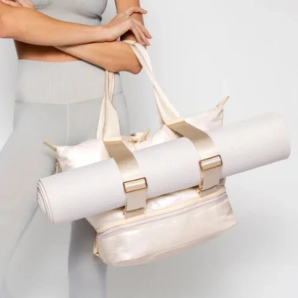 Caraa Yoga Tote by Free People - NWT - Picture 7 of 12